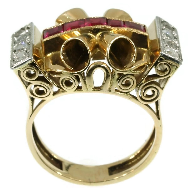 Sturdy pink gold retro ring with rose cut diamonds and carre cut rubies (image 4 of 15)